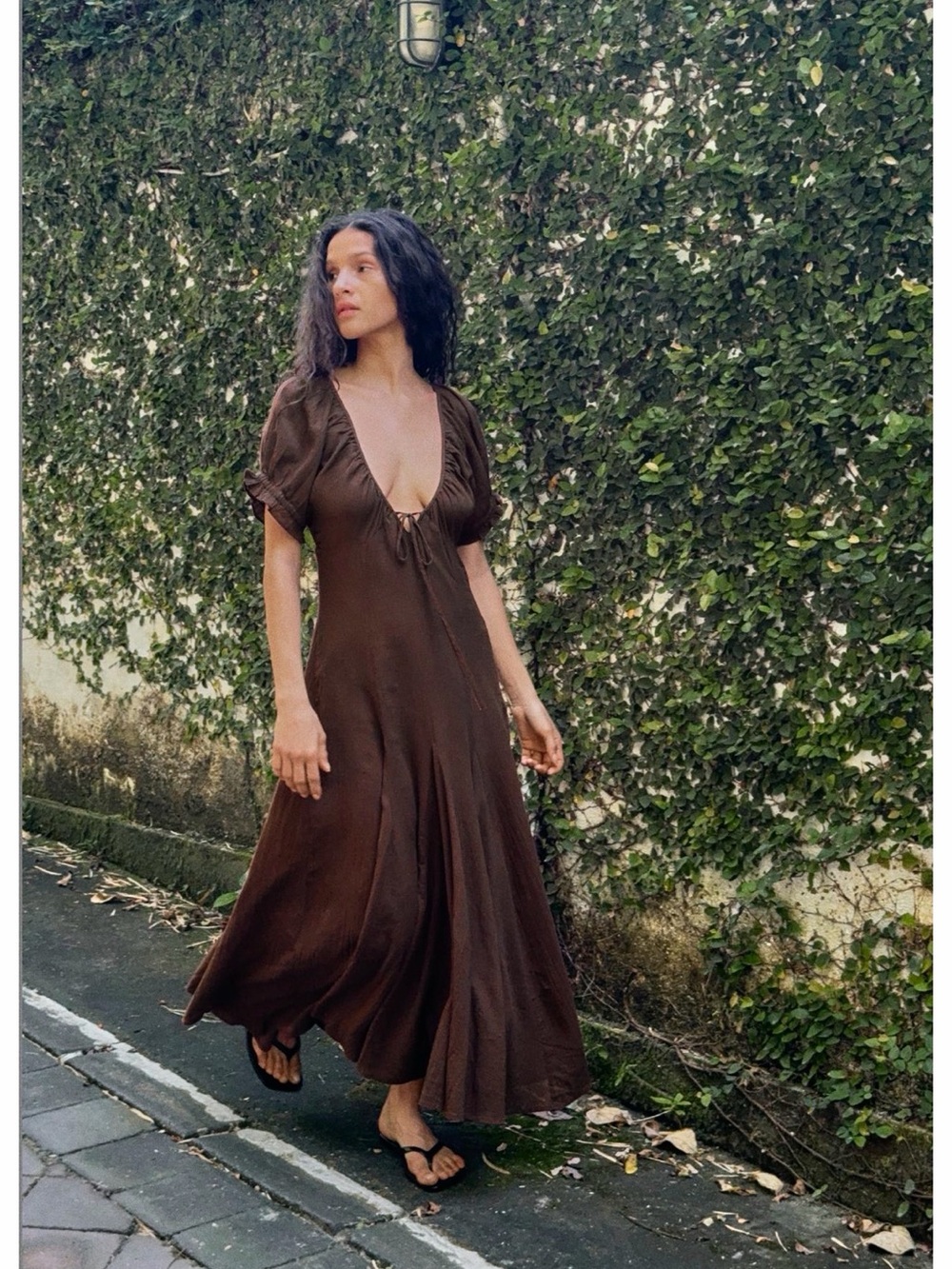 Zara Chocolate Brown Midi Dress with V-Neck and Puff Sleeves